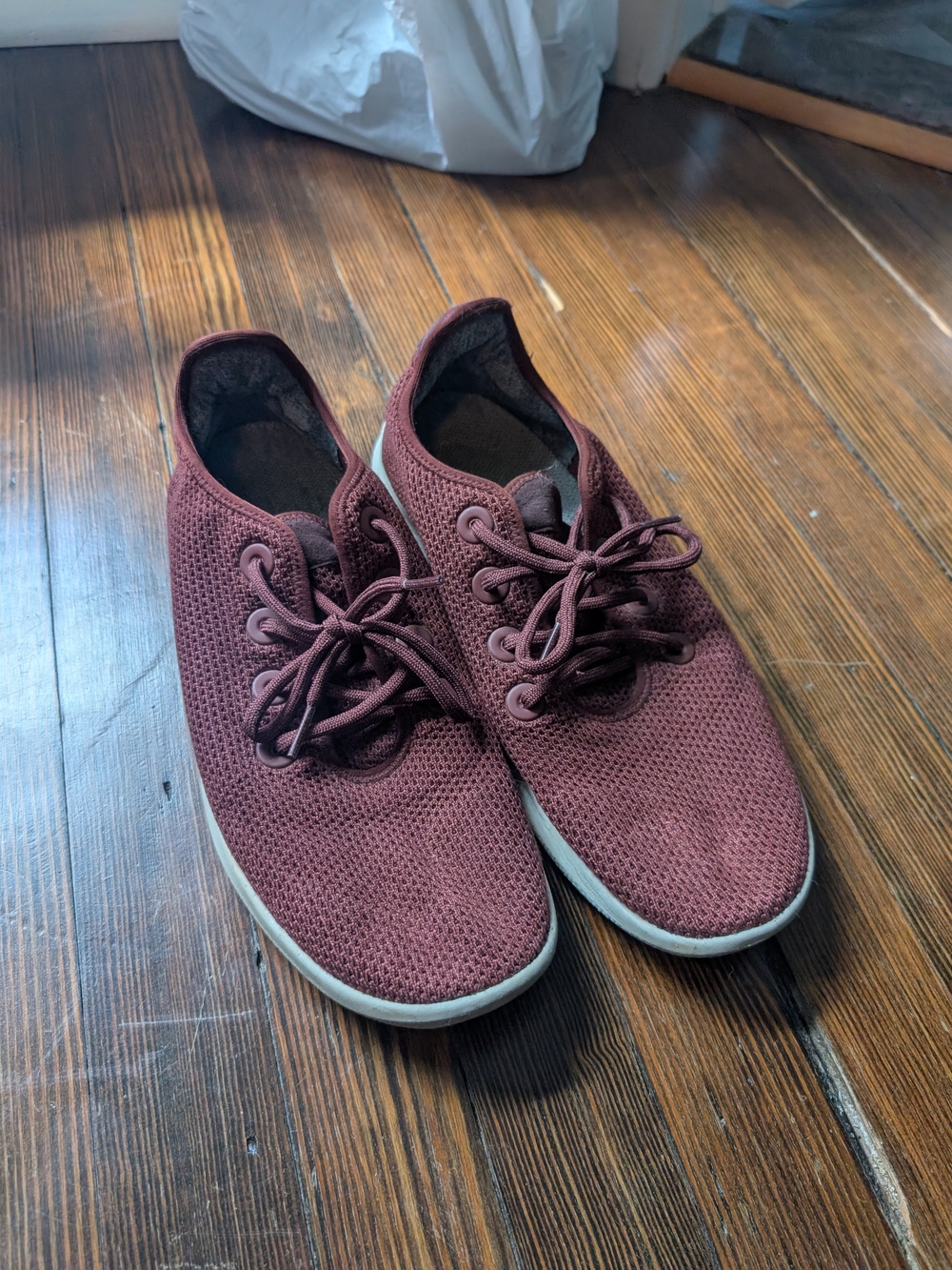 Allbirds Burgundy Tree Runners Size Men's 12
